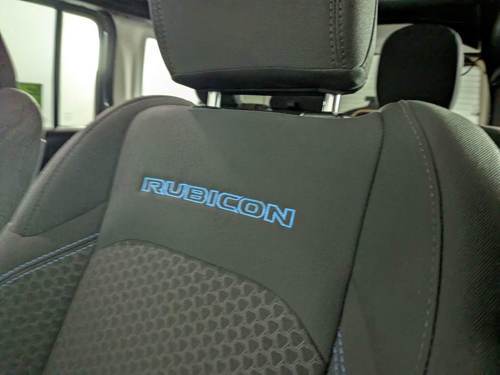 Certified 2025 Jeep Wrangler Unlimited Rubicon 4xe w/ Safety Group image 19