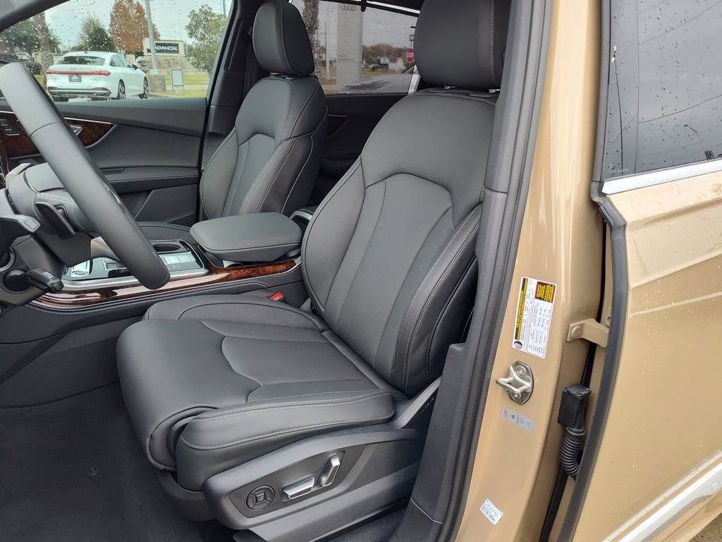 New 2025 Audi Q7 3.0T Prestige image 6