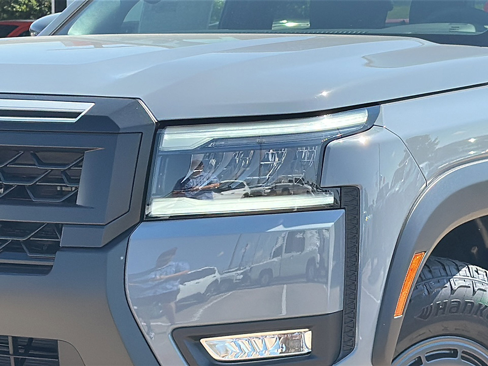 New 2026 Nissan Frontier PRO-4X w/ Pro-4x Convenience Package image 4