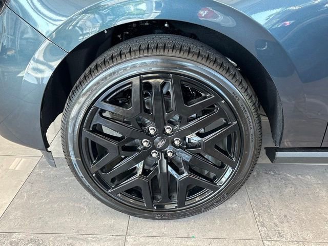 New 2026 Ford Expedition Max Platinum w/ Stealth Performance Package AWD/4WD image 26