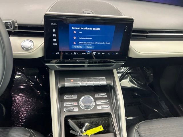 Certified 2025 Lincoln Nautilus Reserve AWD/4WD image 19