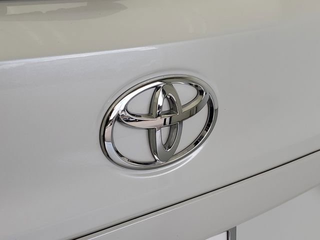 Used 2024 Toyota Corolla Cross LE FWD image 9