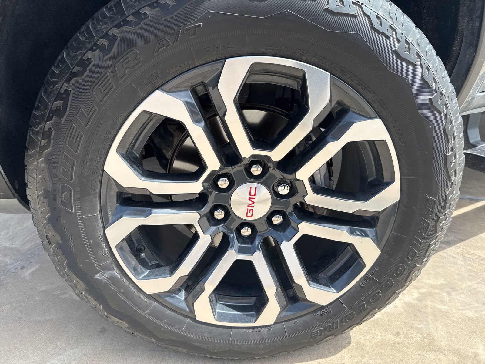 Used 2023 GMC Canyon AT4 w/ AT4 Premium Package image 19