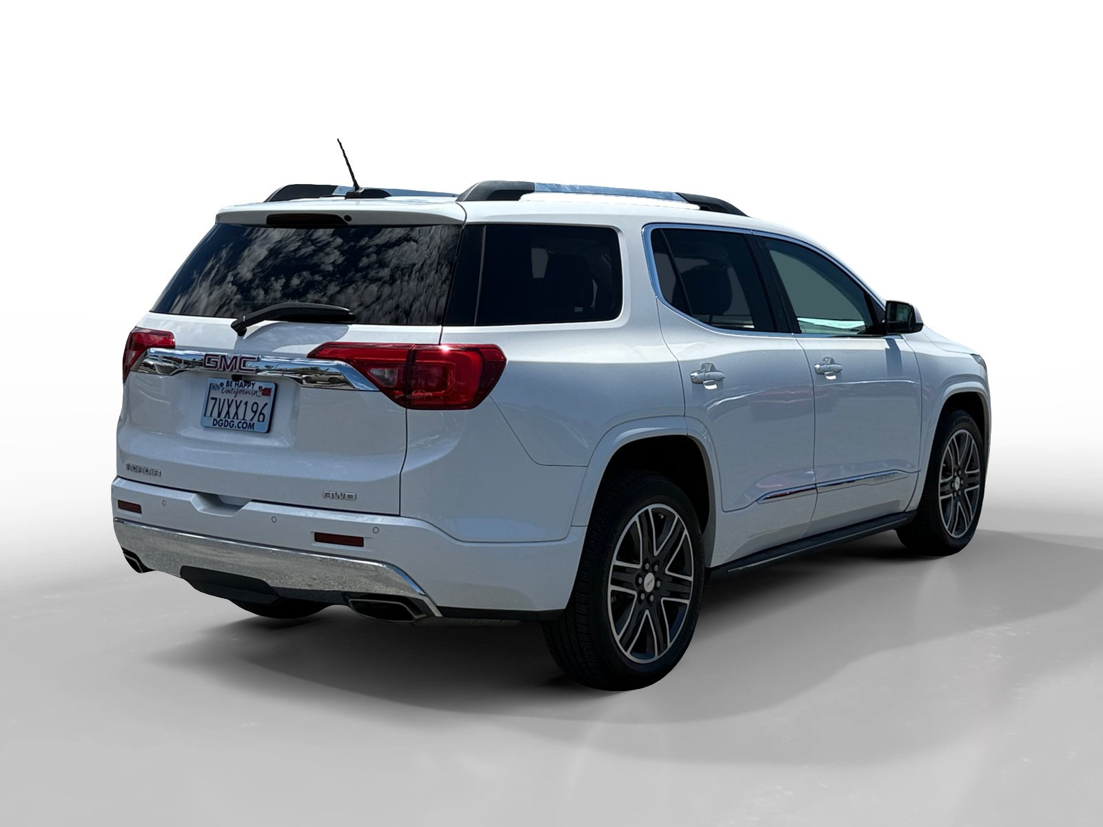 Used 2017 GMC Acadia Denali w/ Technology Package AWD/4WD image 5
