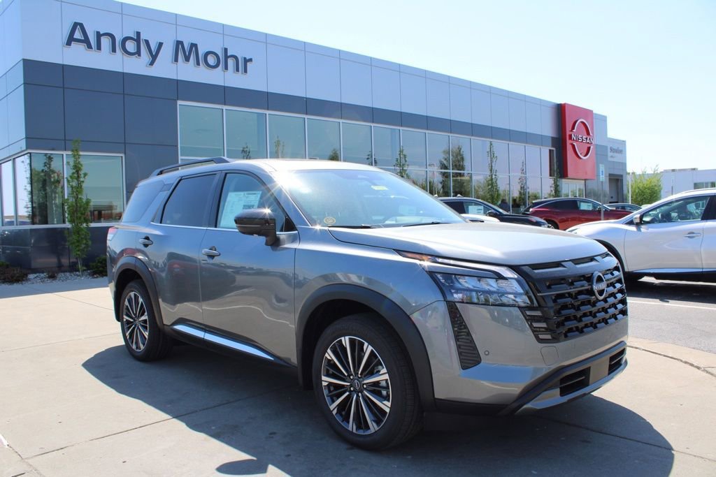 New 2026 Nissan Pathfinder Platinum