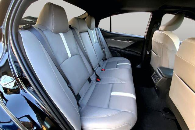 Certified 2026 Toyota Camry SE w/ Convenience Package FWD image 19