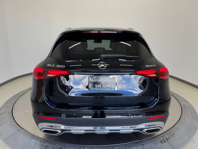 Used 2024 Mercedes-Benz GLC 300 4MATIC image 12
