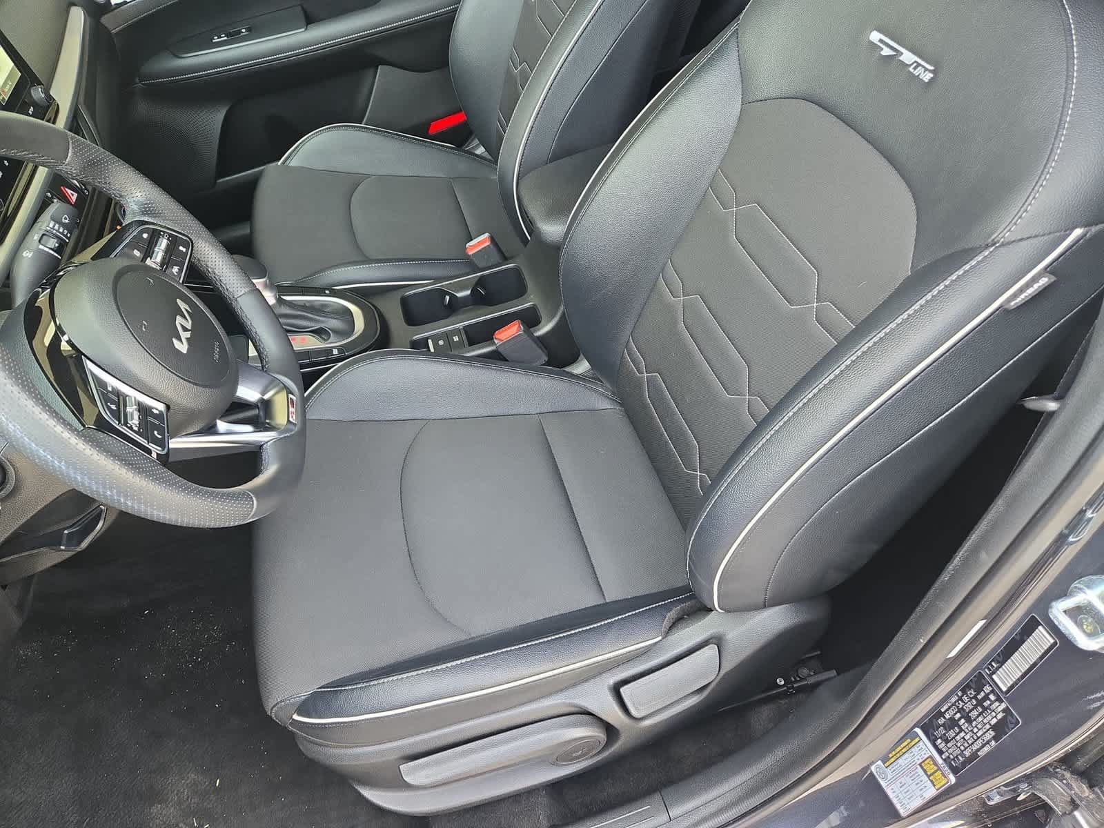 Used 2023 Kia Forte GT-Line w/ GT-Line Premium Package FWD image 16
