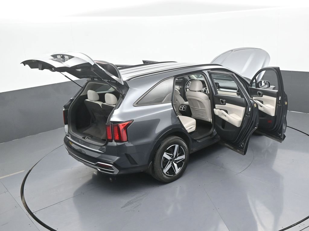 Used 2023 Kia Sorento S image 63