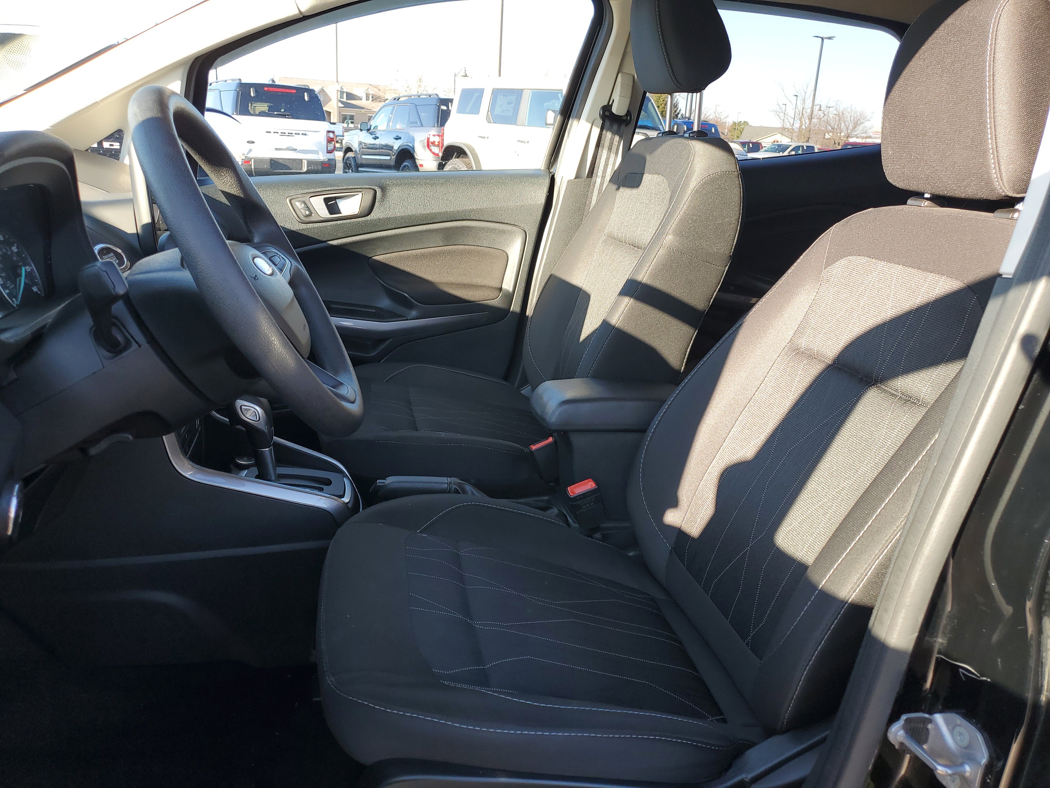 Used 2022 Ford EcoSport SE w/ SE Convenience Package image 15