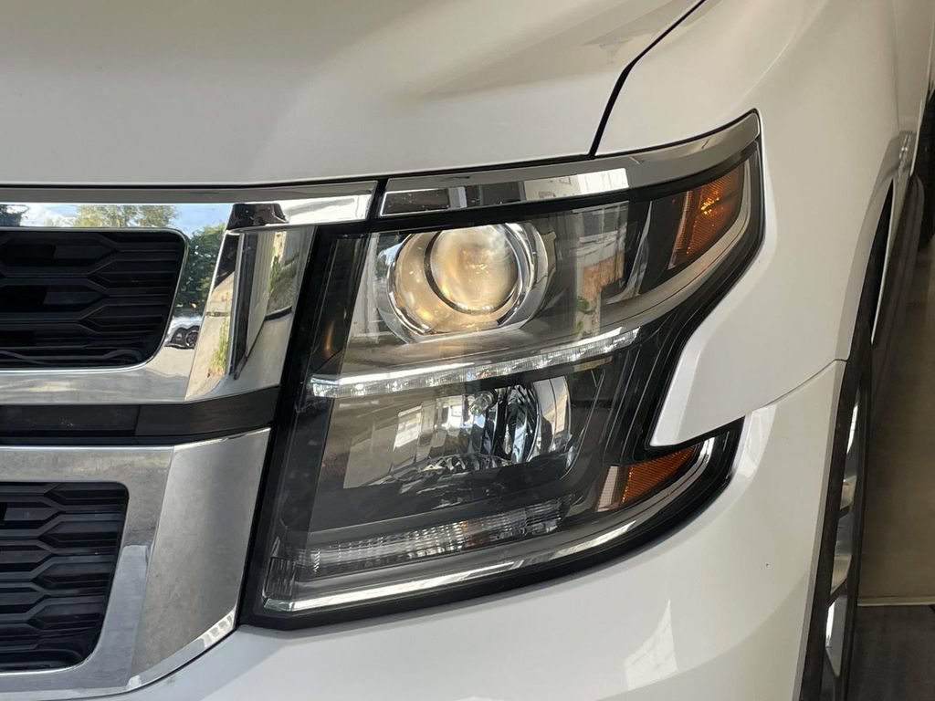 Used 2020 Chevrolet Suburban LT AWD/4WD image 10