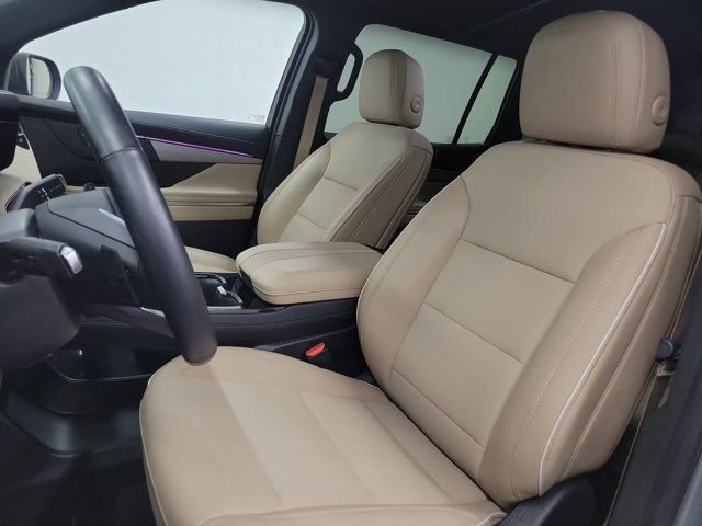 Used 2025 Buick Enclave Preferred FWD image 22