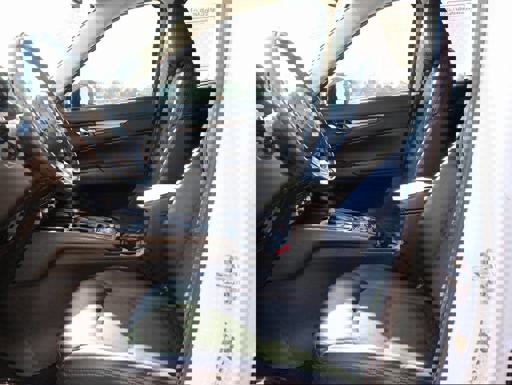 Used 2020 MAZDA CX-5 Touring image 23