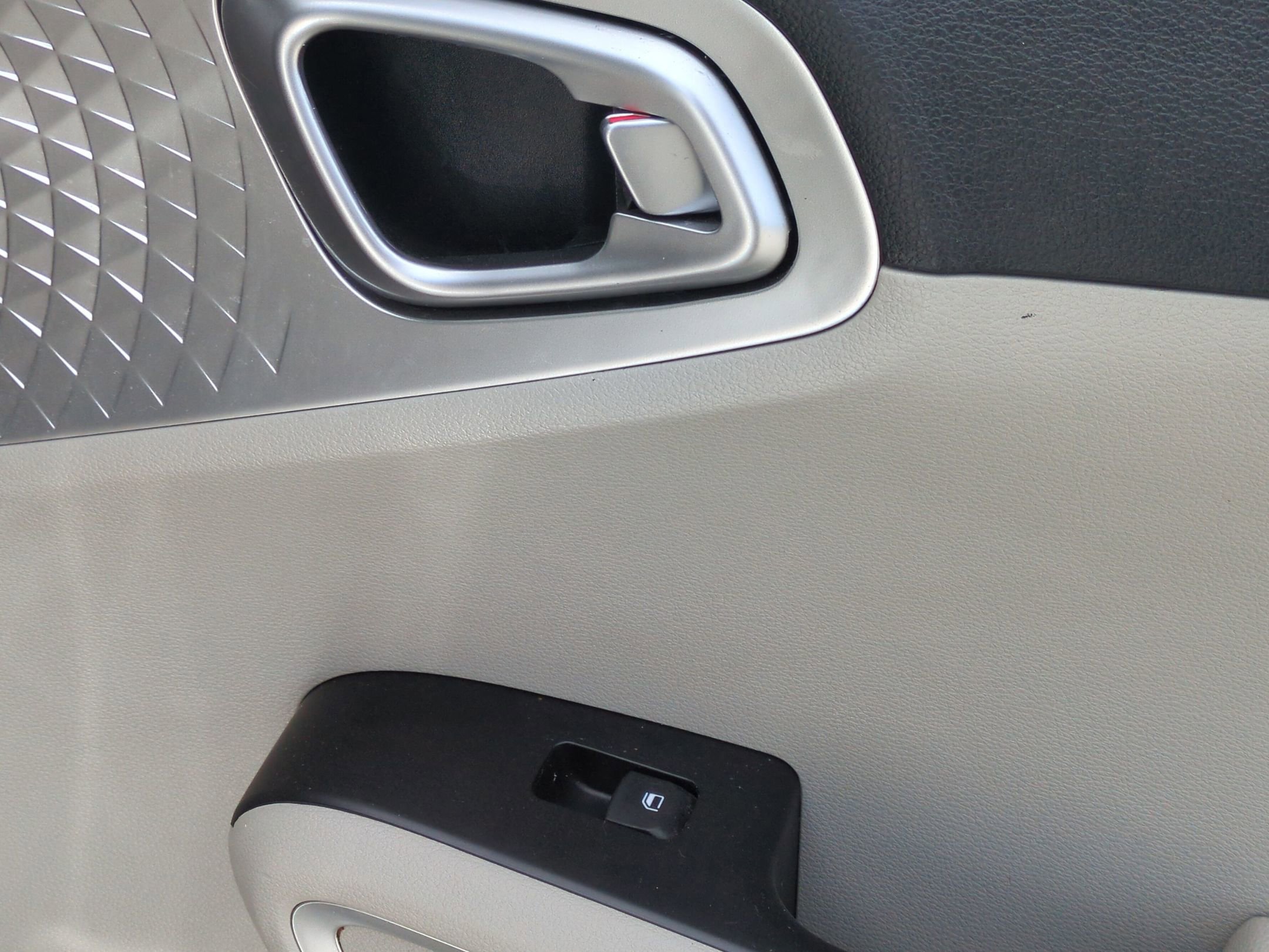 Used 2022 Kia Soul LX w/ Technology Package FWD image 35