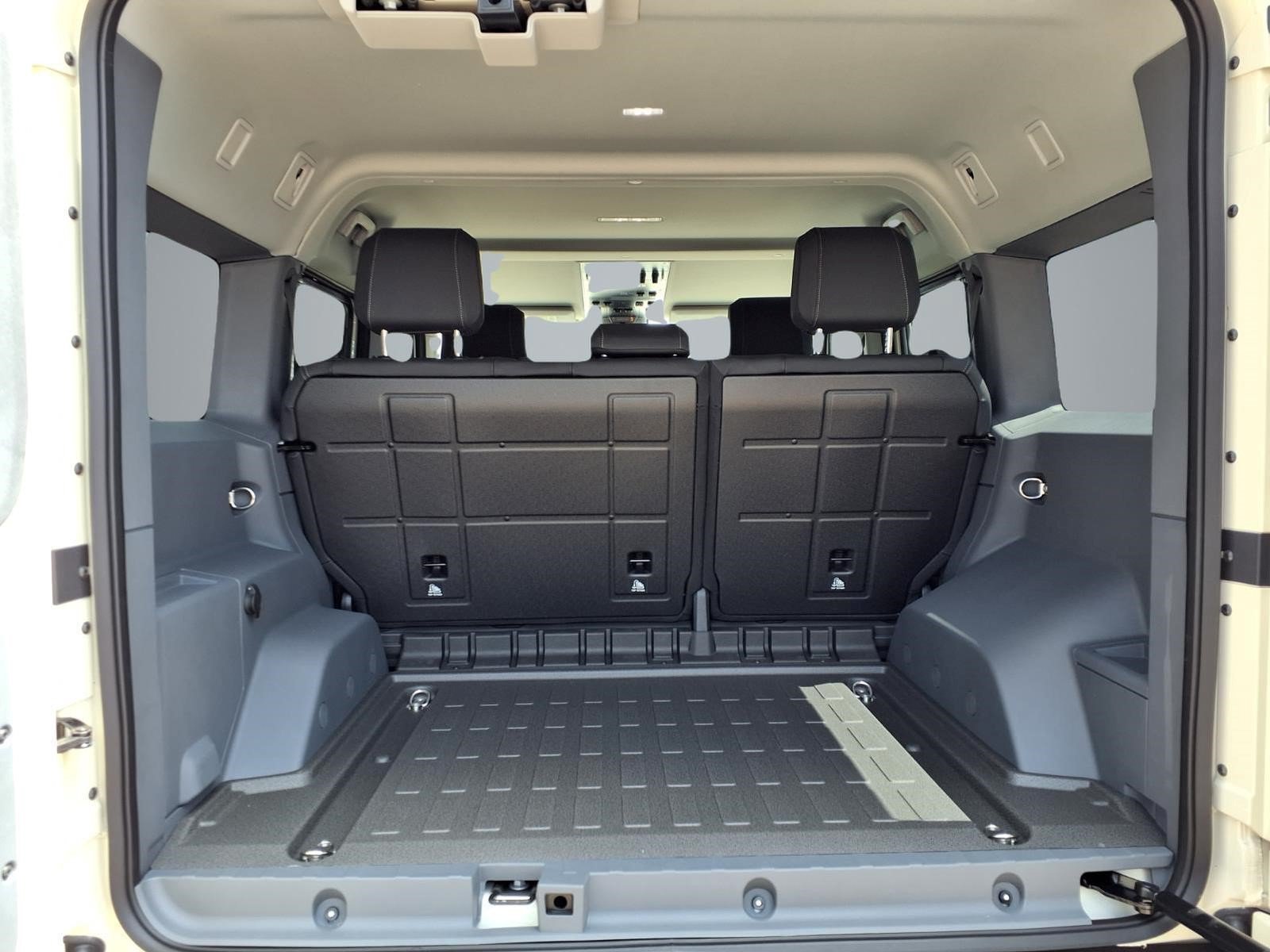 New 2026 INEOS Grenadier Station Wagon AWD/4WD image 11