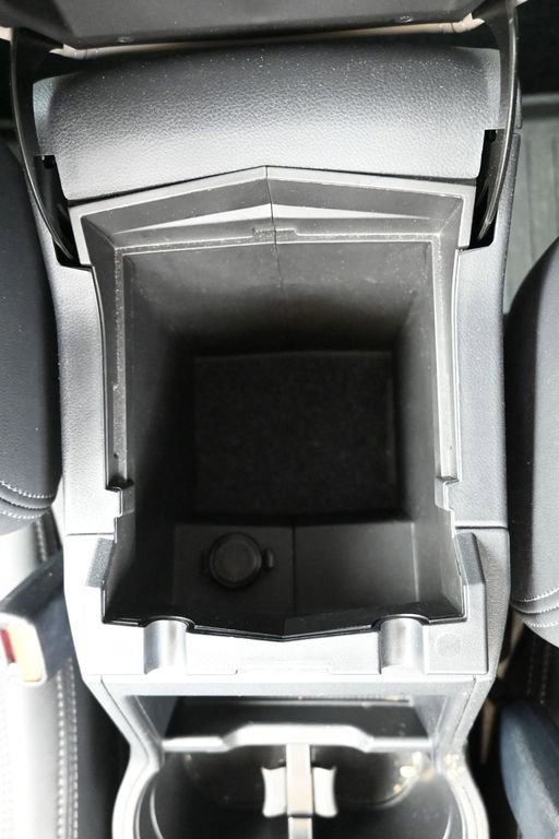 Used 2023 Subaru Forester Limited w/ Popular Package #3 AWD/4WD image 38