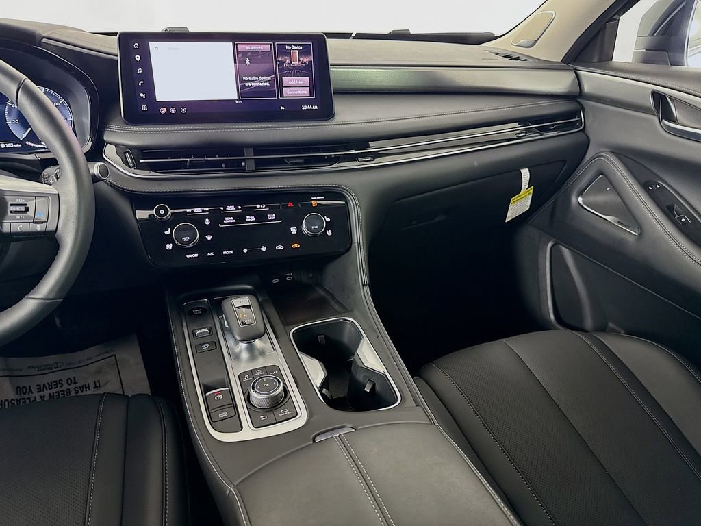 Certified 2026 INFINITI QX60 Luxe w/ Cargo Package AWD/4WD image 30