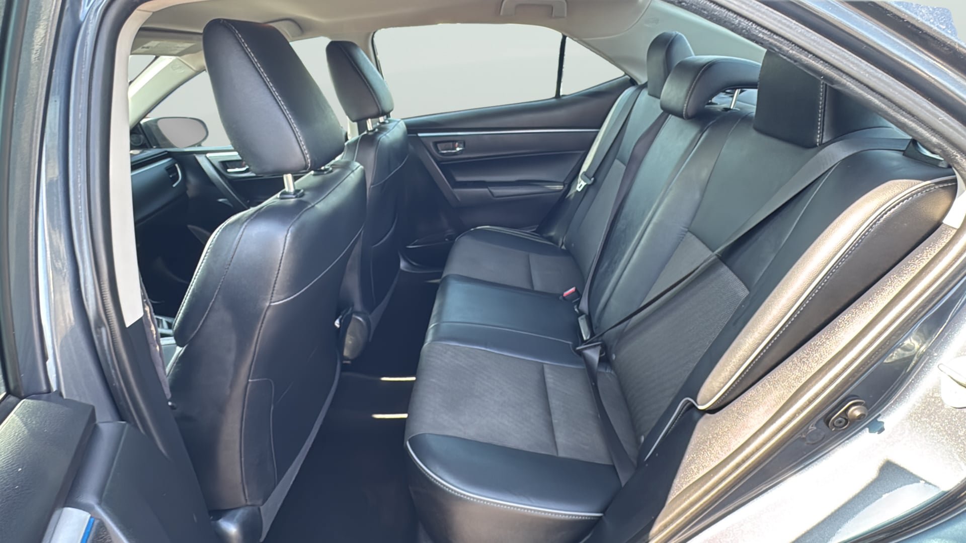 Used 2014 Toyota Corolla S w/ Protection Package FWD image 33