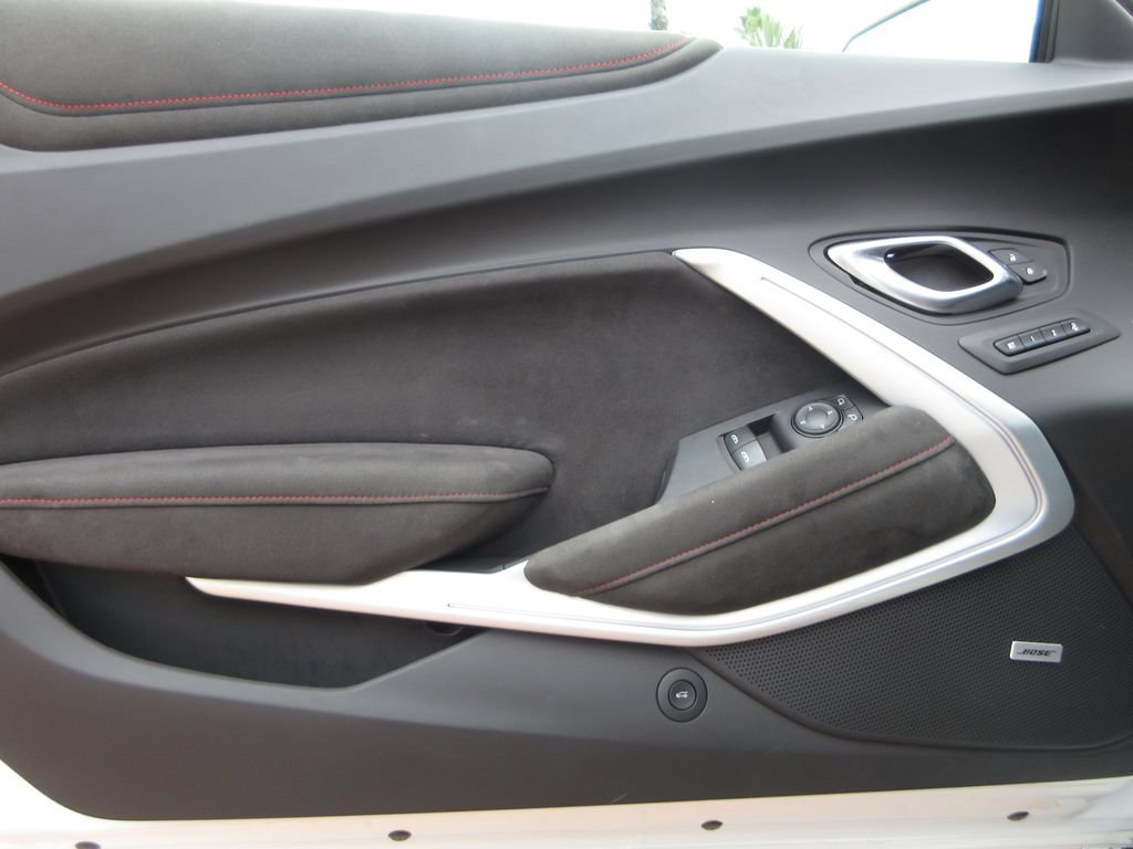 Used 2018 Chevrolet Camaro ZL1 RWD image 11