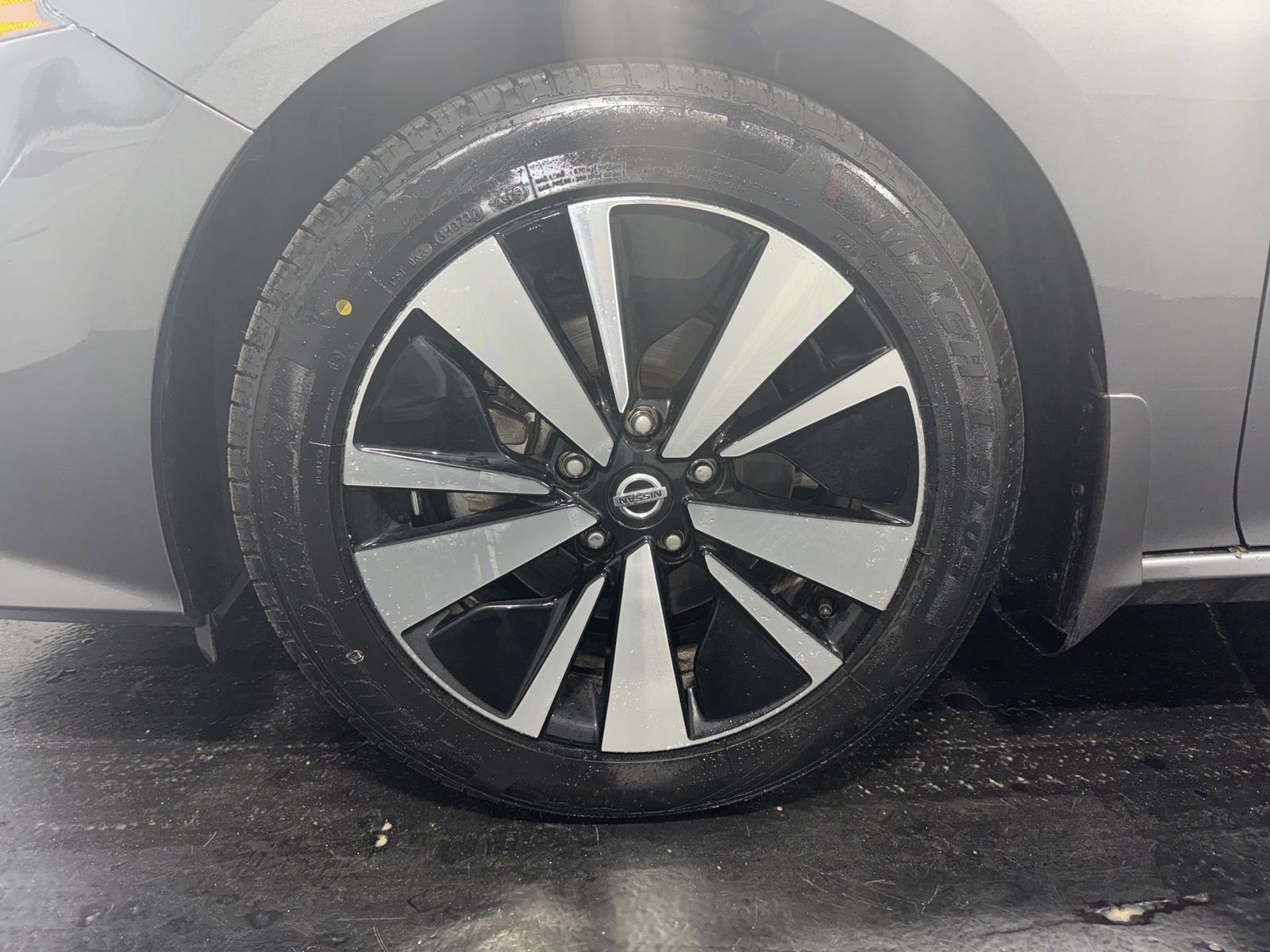 Used 2020 Nissan Altima 2.5 SV image 6
