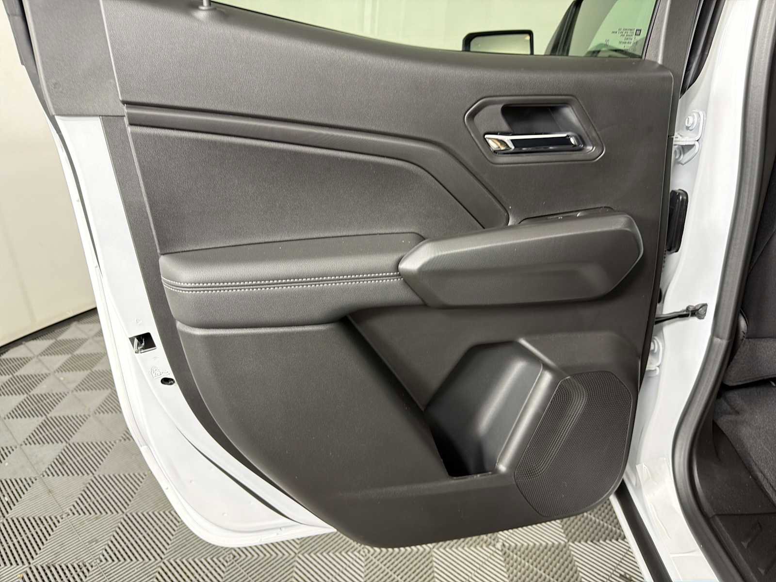 New 2026 GMC Canyon Elevation image 19