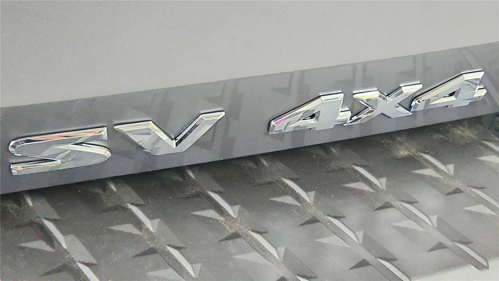 Certified 2024 Nissan Titan SV image 32