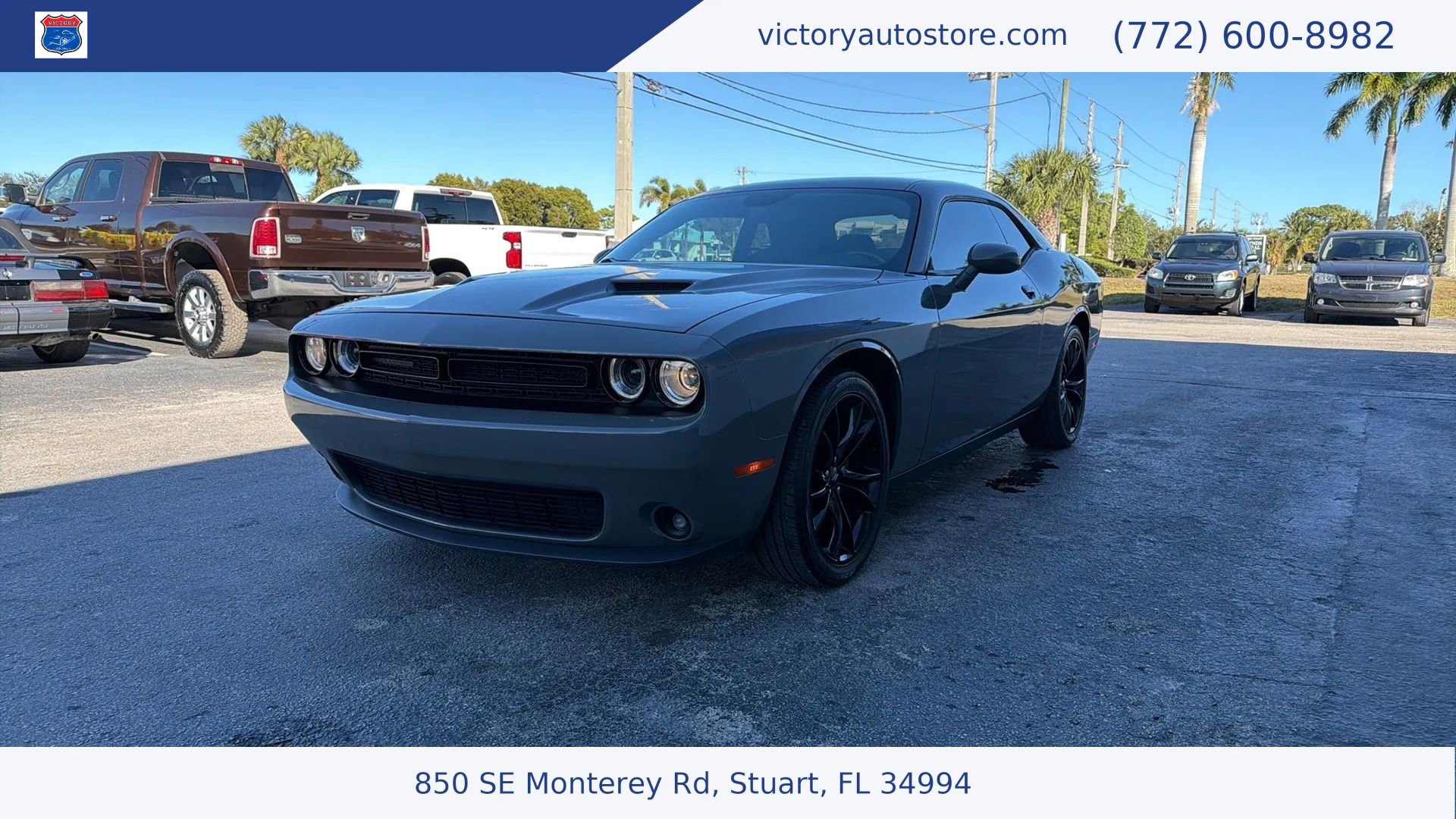 Used 2018 Dodge Challenger SXT w/ Blacktop Package RWD image 3