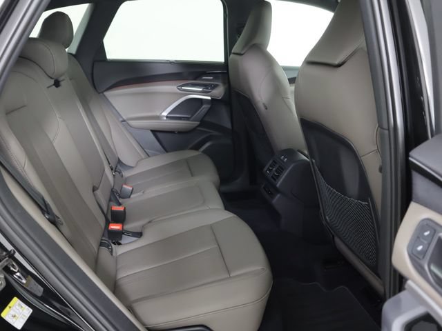 Certified 2025 Audi Q5 Premium Plus w/ Premium Plus AWD/4WD image 14
