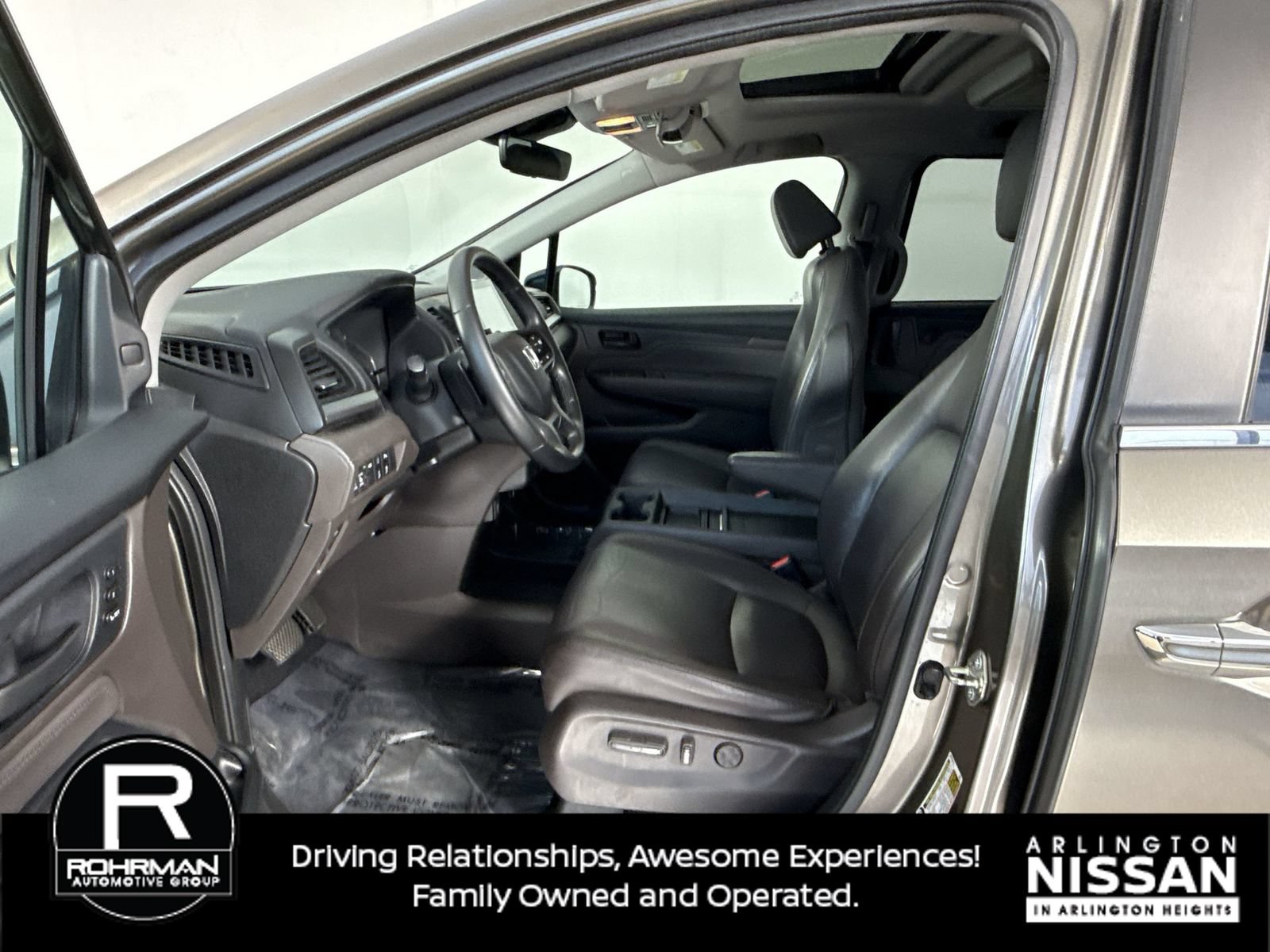 Used 2018 Honda Odyssey Touring image 4