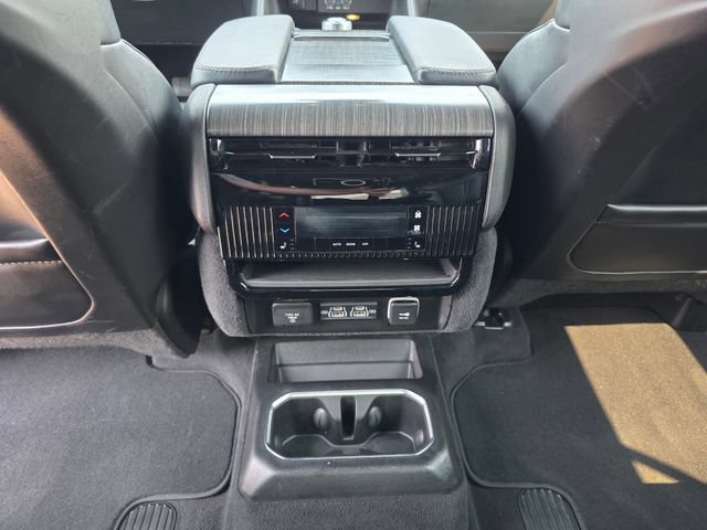 Used 2024 Jeep Wagoneer Series II AWD/4WD image 18