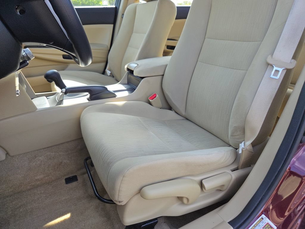 Used 2012 Honda Accord LX image 27