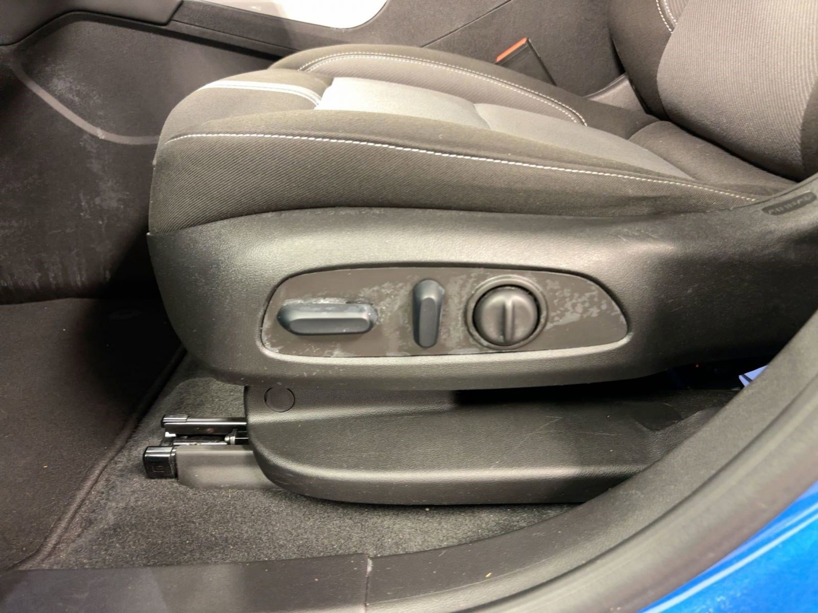 Certified 2024 Chevrolet Blazer LT w/ Convenience Package image 13