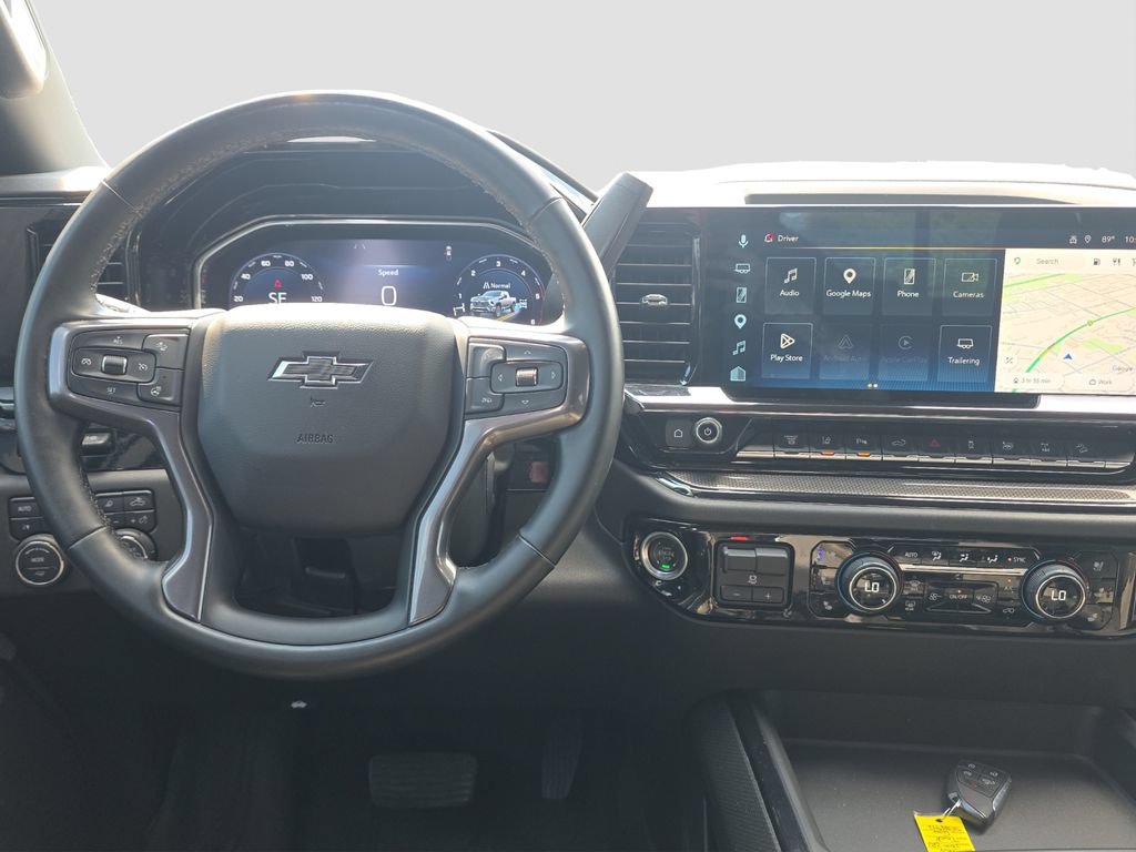 Used 2025 Chevrolet Silverado 2500 ZR2 w/ Technology Package AWD/4WD image 13