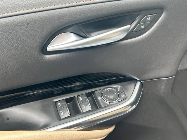 Used 2024 Cadillac XT4 Luxury w/ Cold Weather Package AWD/4WD image 21
