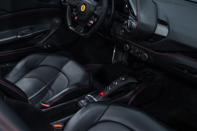 Used 2018 Ferrari 488 Spider RWD image 60