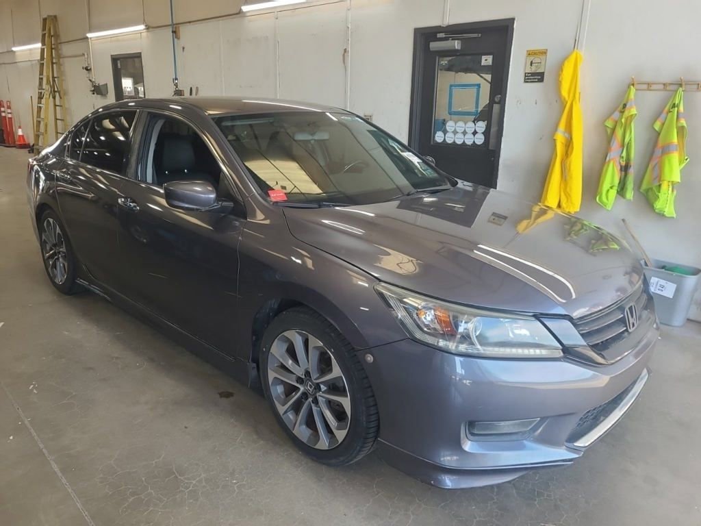 Used 2014 Honda Accord Sport image 3