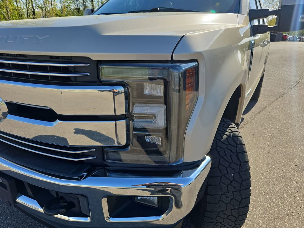 Used 2018 Ford F250 Lariat w/ Lariat Ultimate Package AWD/4WD image 33