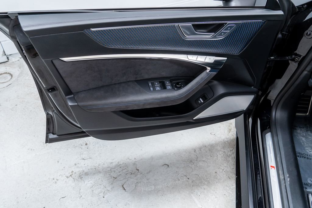 Certified 2025 Audi RS 7 performance Sportback AWD/4WD image 24
