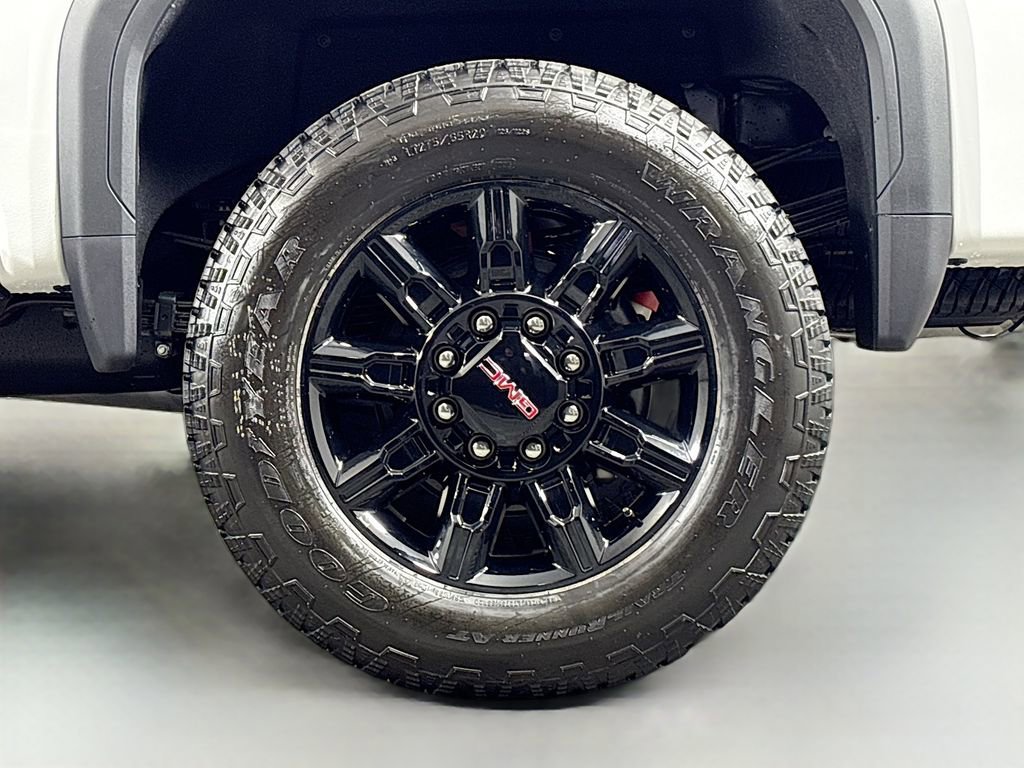 New 2026 GMC Sierra 3500 AT4 AWD/4WD image 32