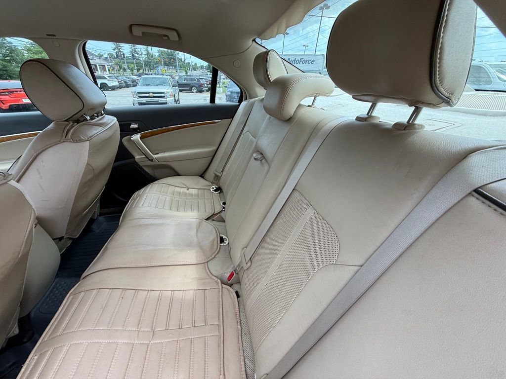 Used 2012 Lincoln MKZ FWD image 24