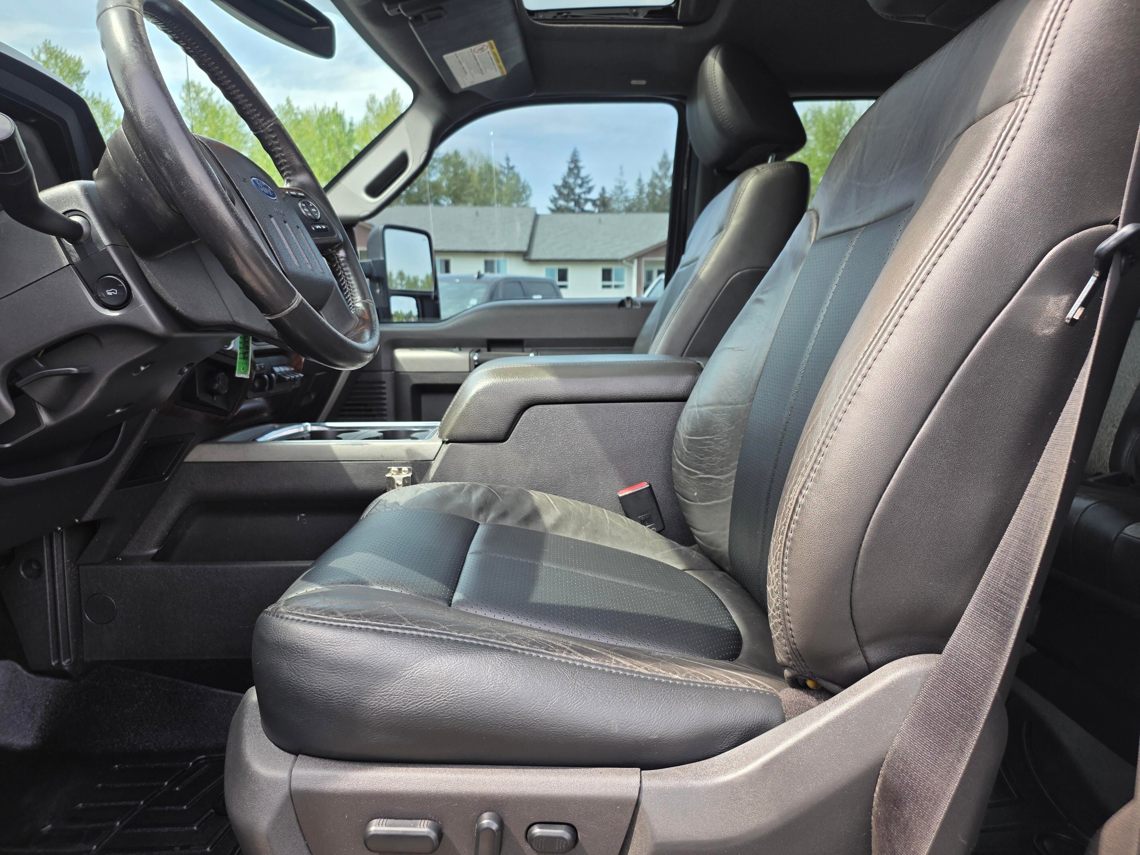 Used 2011 Ford F250 Lariat w/ FX4 4X4 Off-Road Pkg image 23