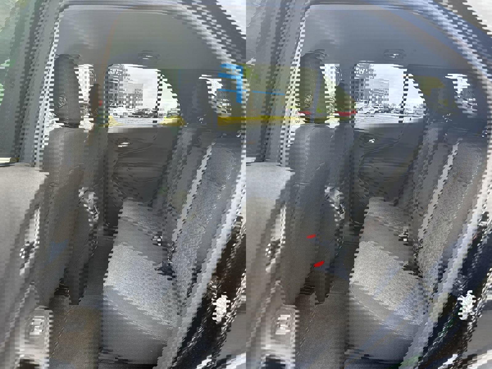 Used 2024 Chevrolet Equinox LT image 30