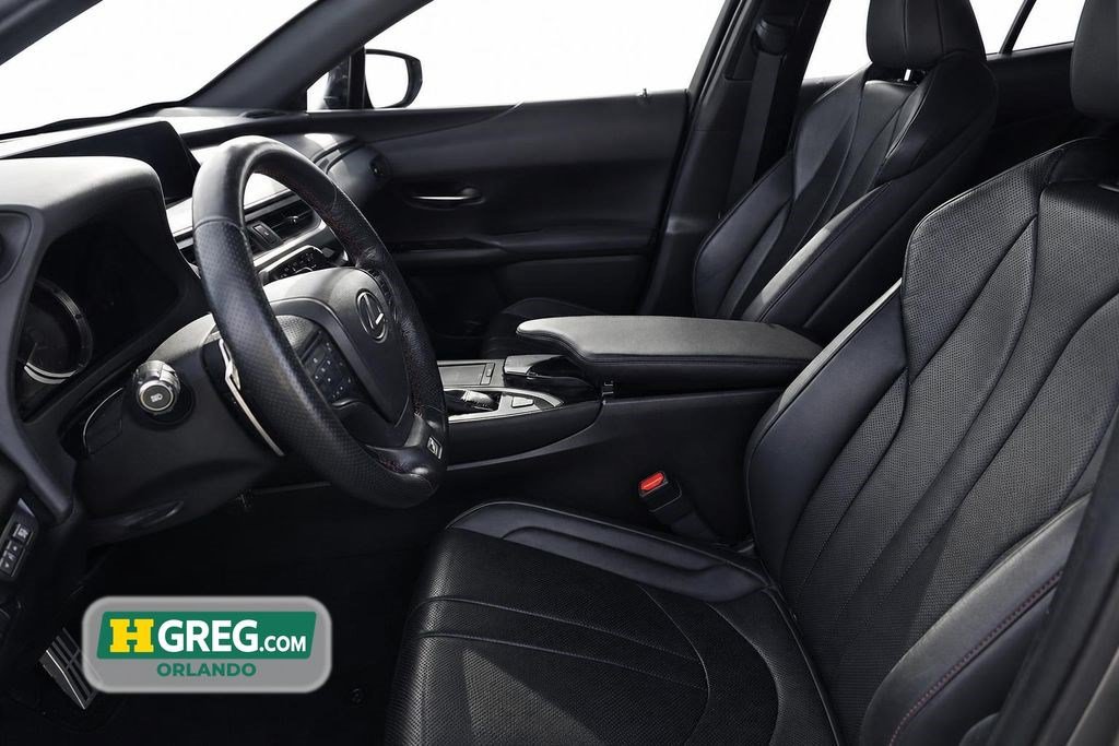 Used 2019 Lexus UX 200 F Sport w/ F Sport Premium Package FWD image 10