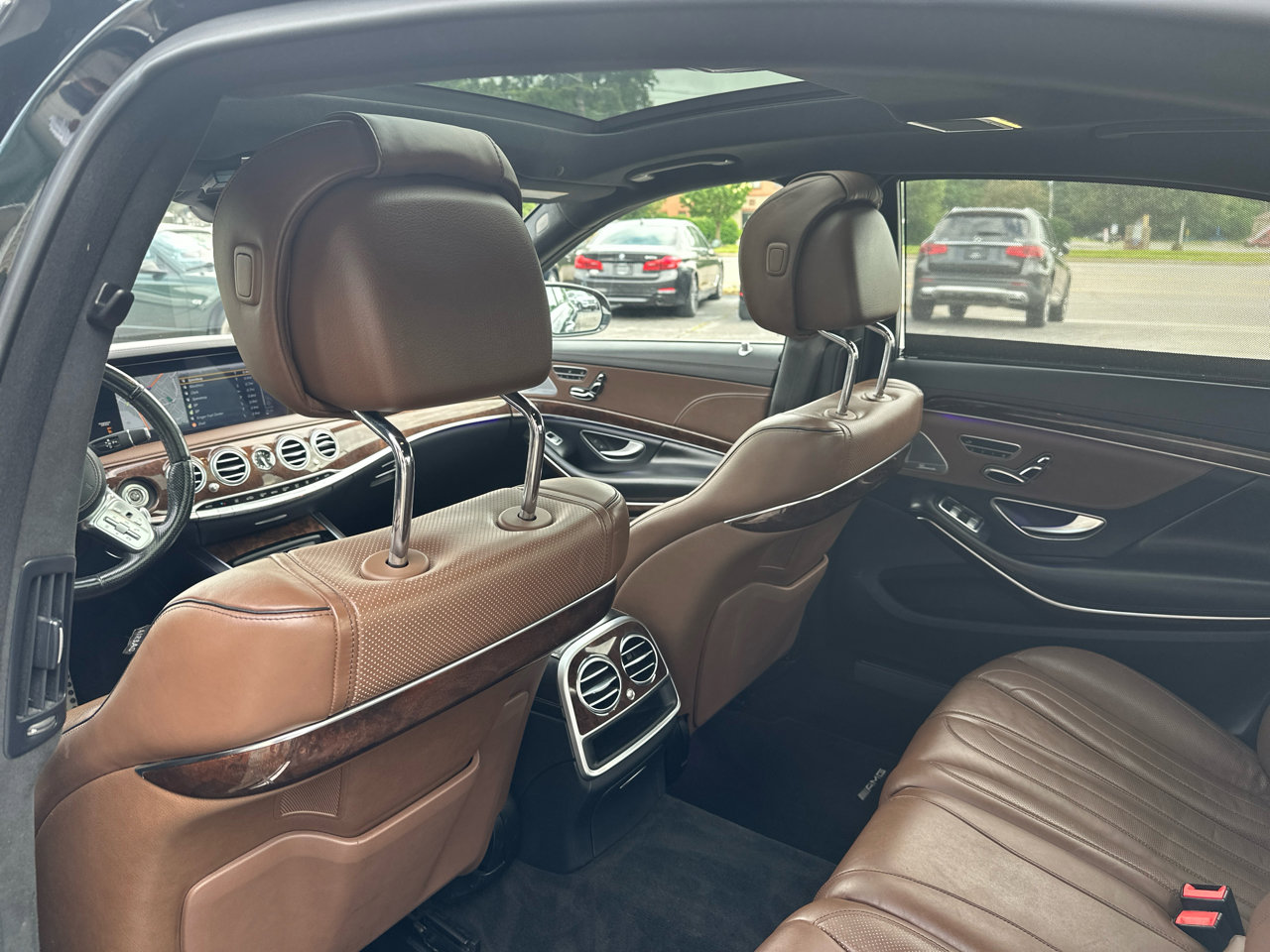 Used 2018 Mercedes-Benz S 63 AMG AMG S 63 4MATIC Sedan w/ Driver Assistance Package image 25