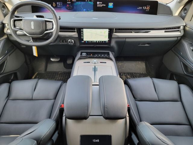New 2026 Lincoln Navigator Premiere image 26