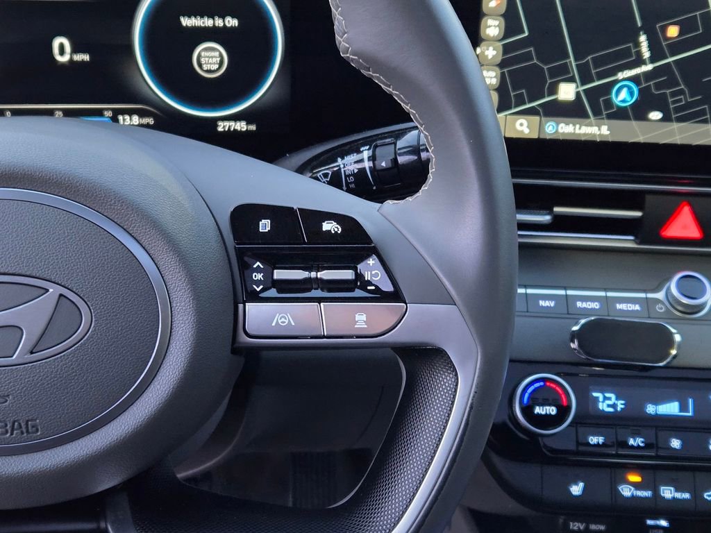 Used 2024 Hyundai Elantra SEL w/ Convenience Package image 37