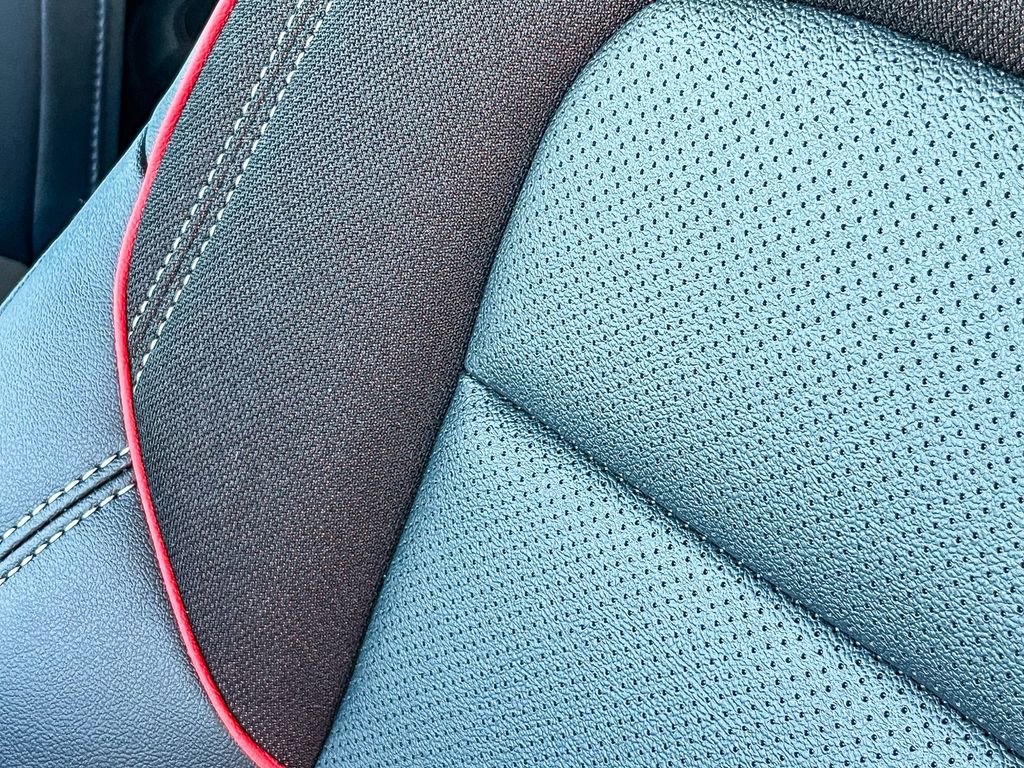 New 2026 Chevrolet Equinox EV RS image 23