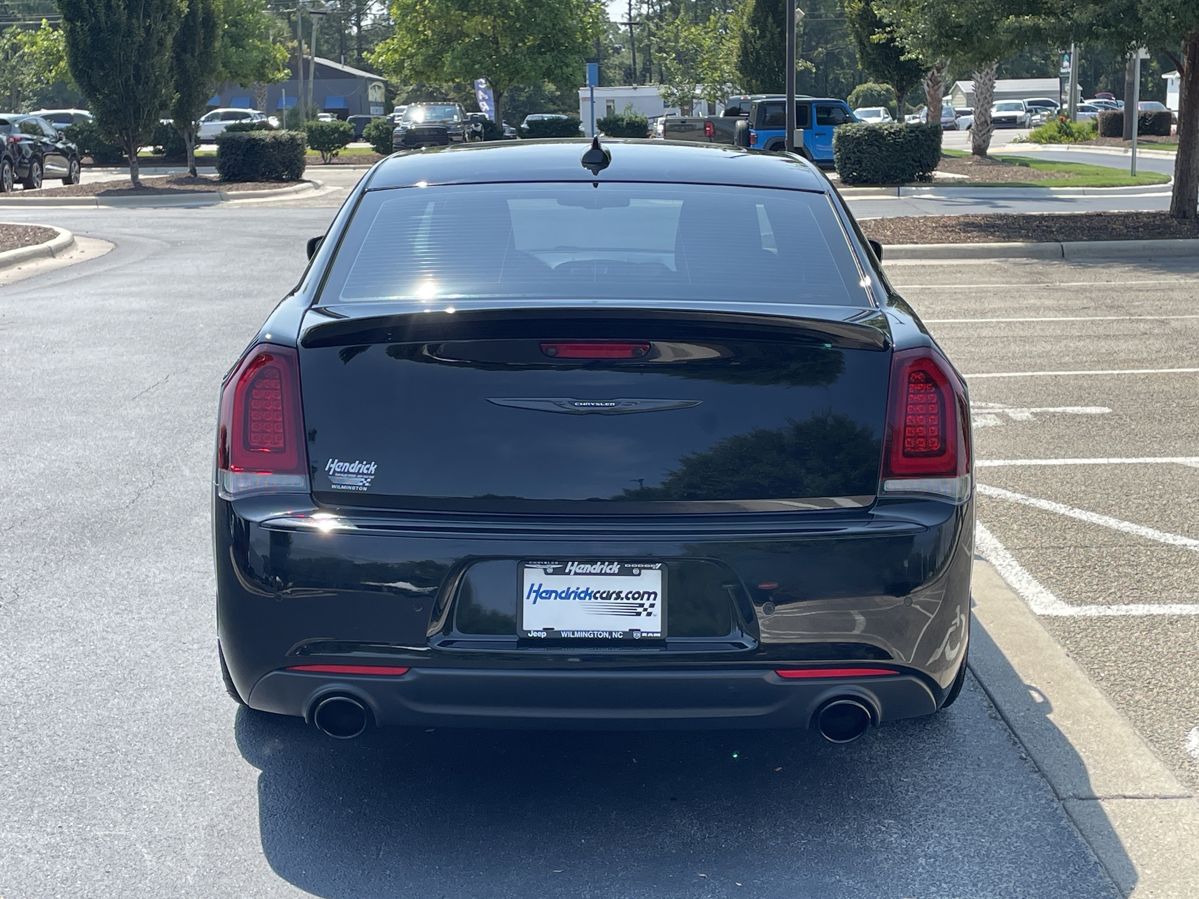 Used 2023 Chrysler 300 C RWD image 8