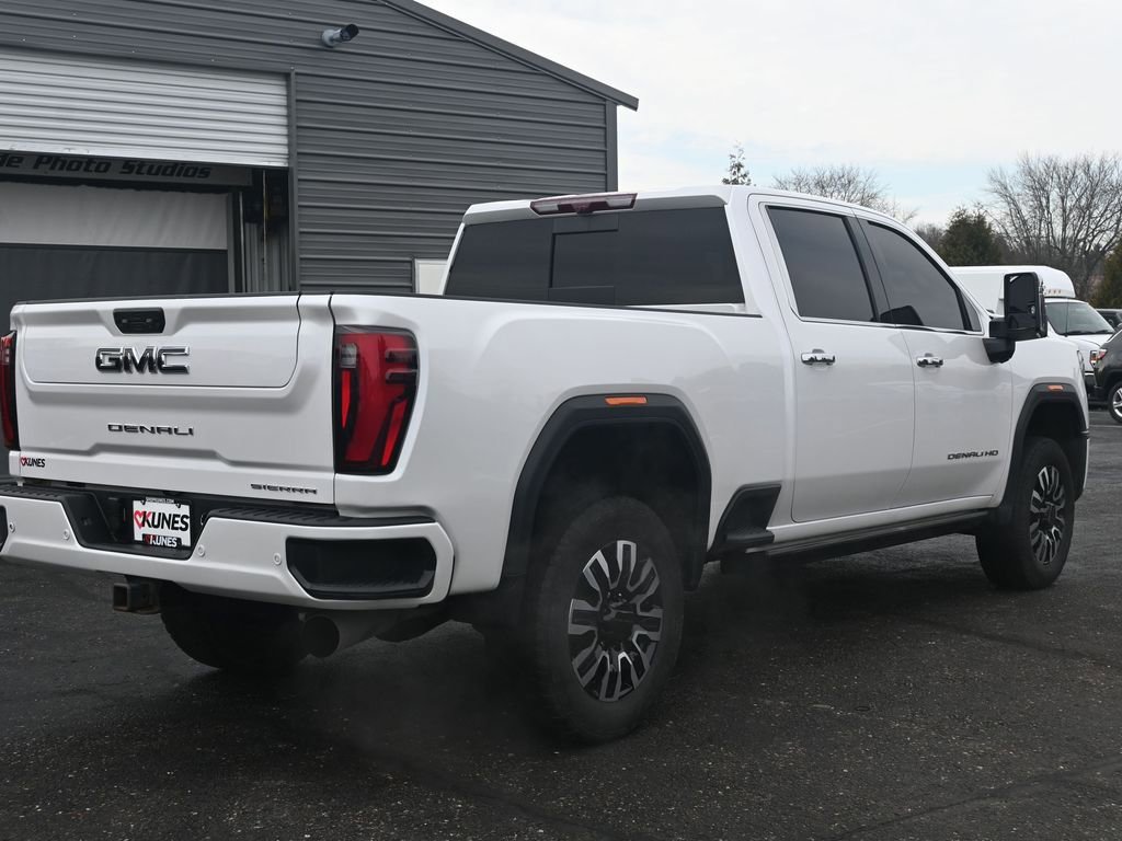 Used 2024 GMC Sierra 3500 Denali Ultimate image 6