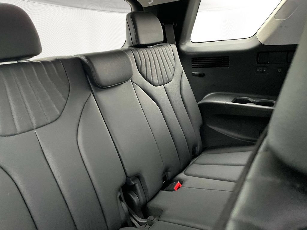 Used 2023 Hyundai Palisade Limited AWD/4WD image 13